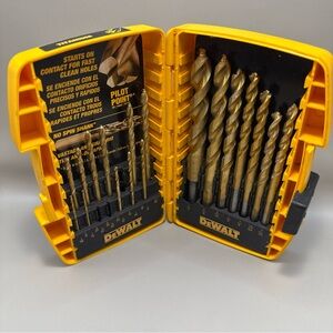 DeWalt Pilot Point Titanium Drill Bit Set with Case No Spin Shank 18 Gold Bits